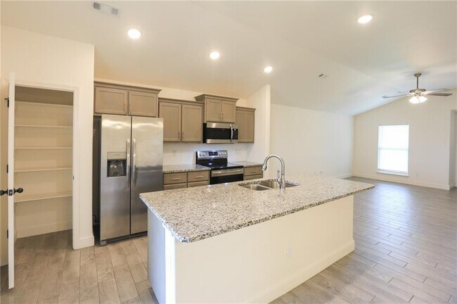 Building Photo - 501 NW 59th Ave