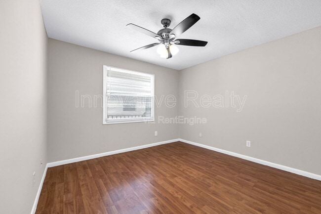 Building Photo - 5111 Curry Ford Rd