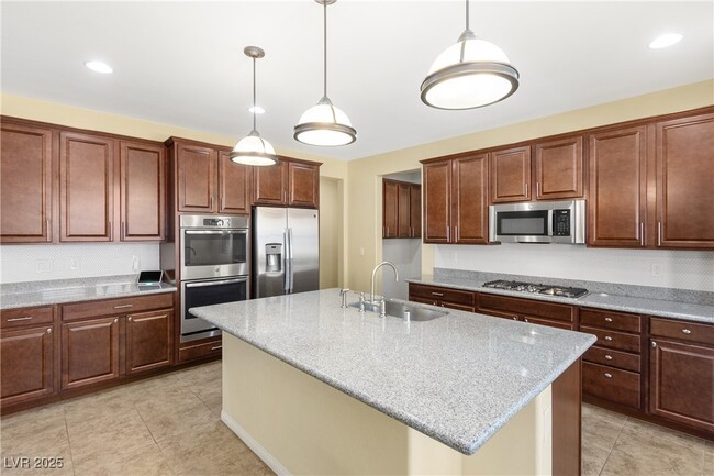 Primary Photo - 11435 Castor St