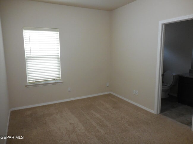 Building Photo - 7316 Glacier Dr