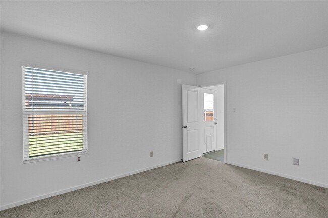 Building Photo - 2028 Sulky Ln