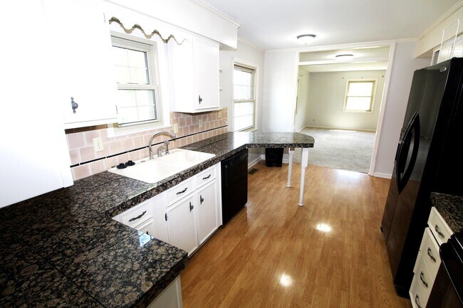 Building Photo - 4777 Nugent Dr