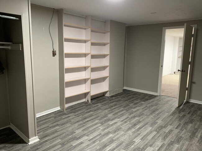 Building Photo - 5538 N 65th St