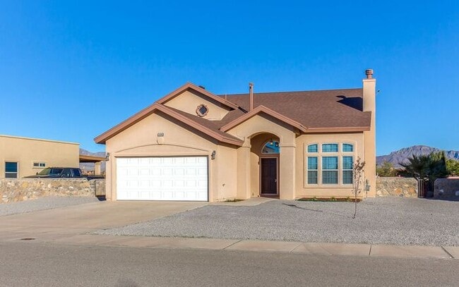 Building Photo - Charming 3 bedroom, 2 bathroom home for rent