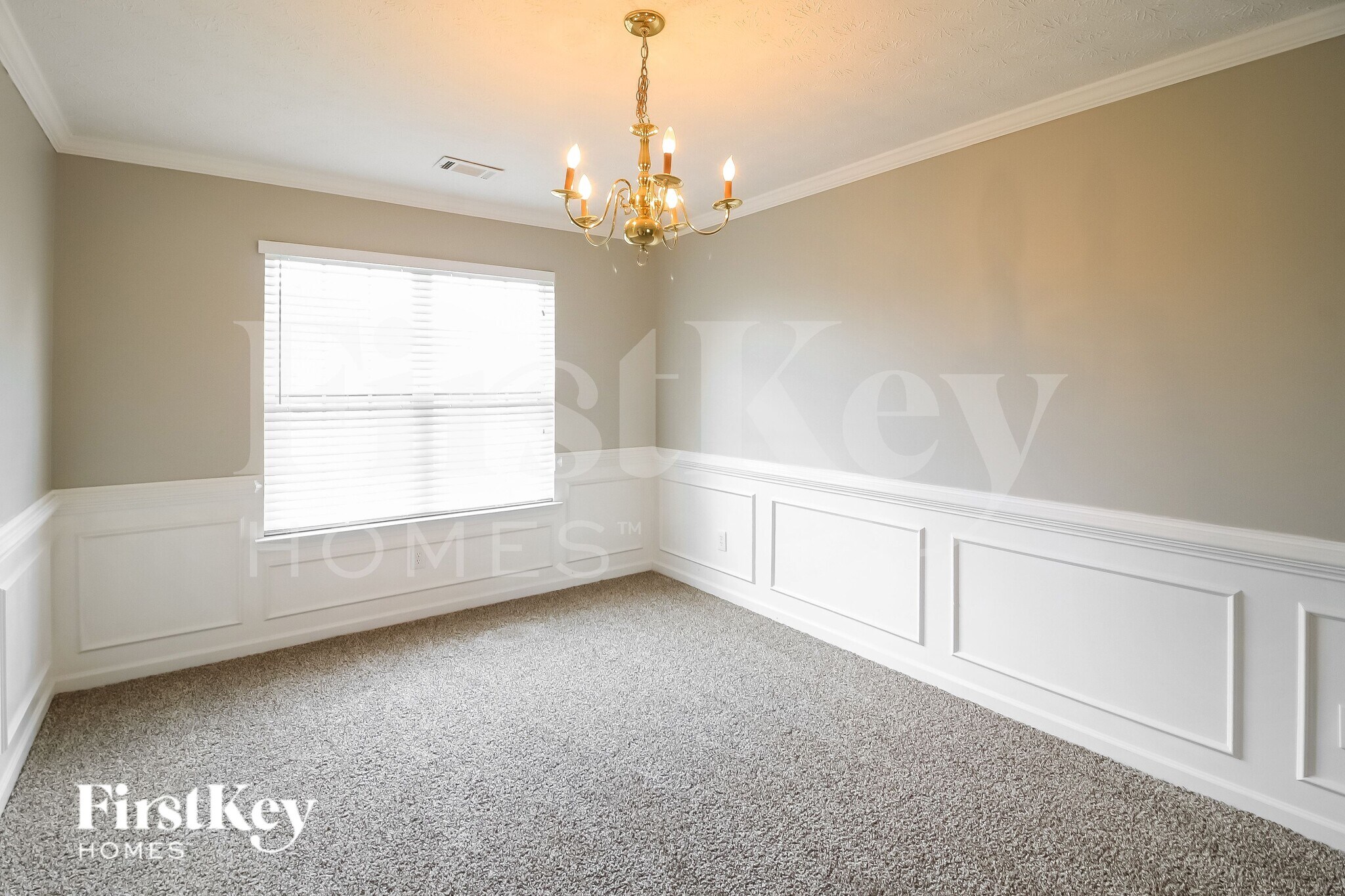 Building Photo - 15 Dairyland Dr
