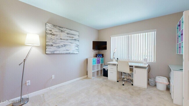 Building Photo - 7950 E Camelback Rd