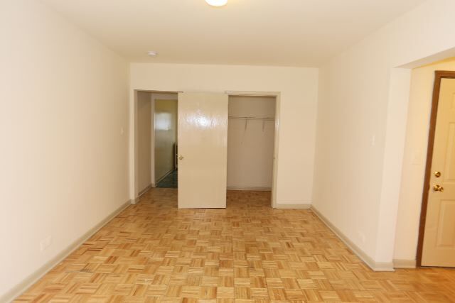 Building Photo - 5740 N Winthrop Ave