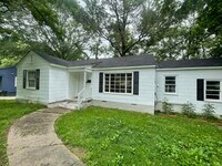 Building Photo - 752 Launcelot Rd
