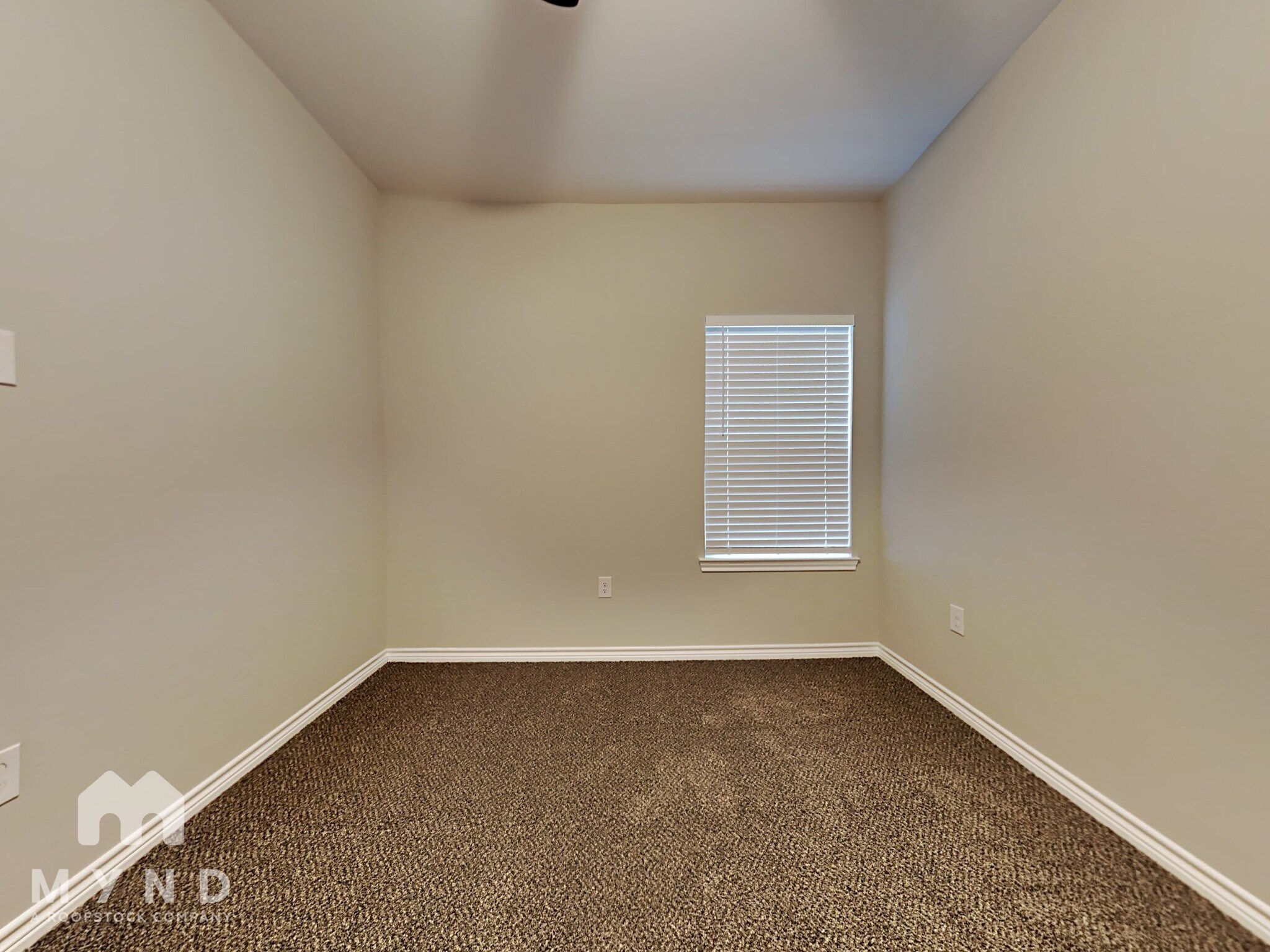 Building Photo - 15840 Forest Dr