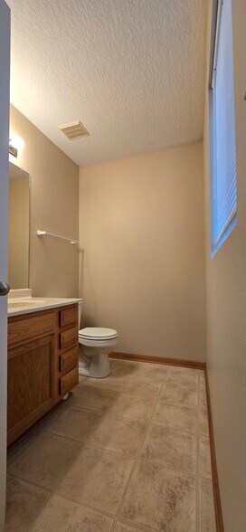 Building Photo - 1564 Nine Iron Dr