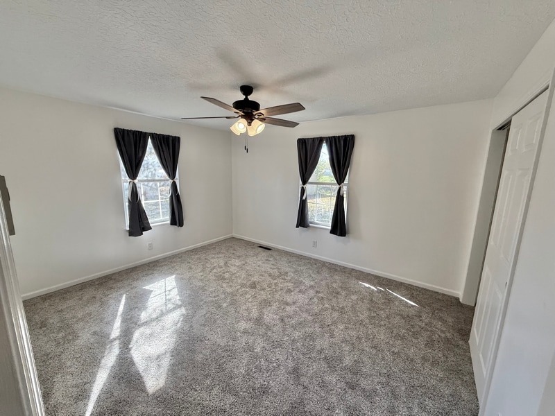 Building Photo - 597 Bluebird Dr