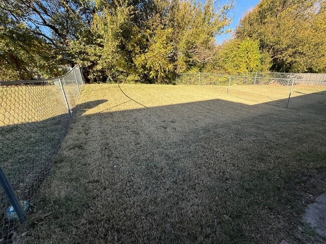 Building Photo - 3609 NW 51st St