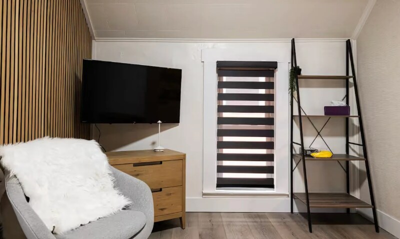 Building Photo - 1205 Bridge St NW