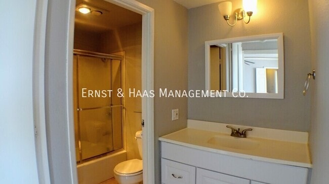 Building Photo - 700 E Ocean Blvd