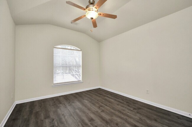 Building Photo - 2626 Orchard Creek Ln