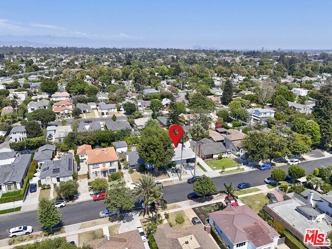 Building Photo - 2672 Veteran Ave