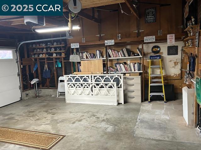 Building Photo - 3745 Northridge Dr