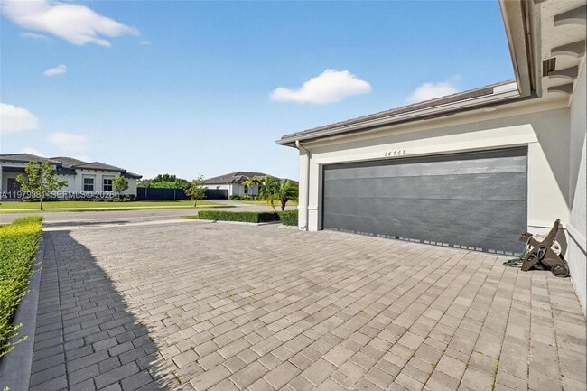 Building Photo - 16767 SW 290th Ln