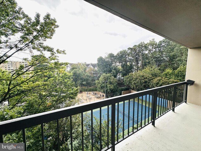 Building Photo - 5500 Holmes Run Pkwy