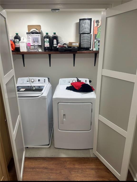 Building Photo - 2434 Rockcliff Rd SE