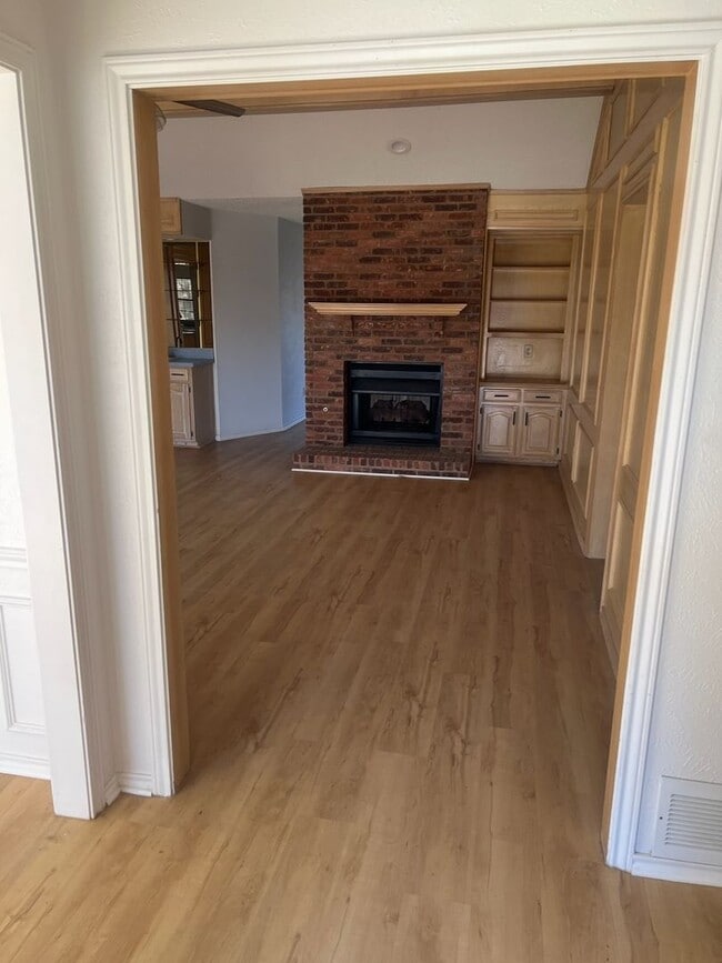 Building Photo - An ideal sanctuary for modern living