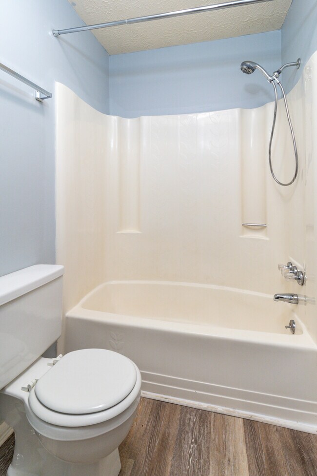 Building Photo - 9157 Cedarpark Ln NW