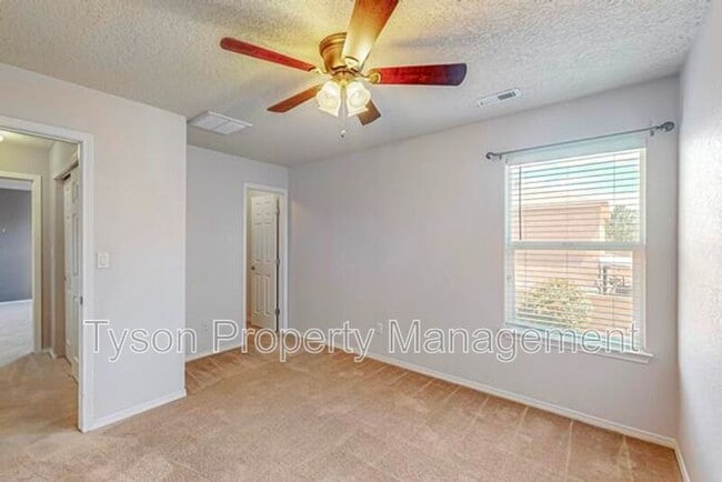 Building Photo - 10228 Nacimiento St NW