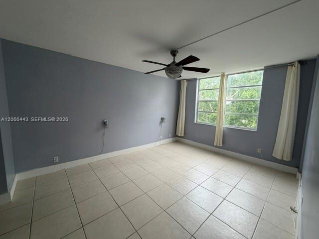 Building Photo - 9420 Poinciana Pl