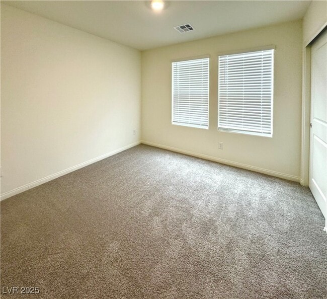 Building Photo - 499 Red Lovebird Ave