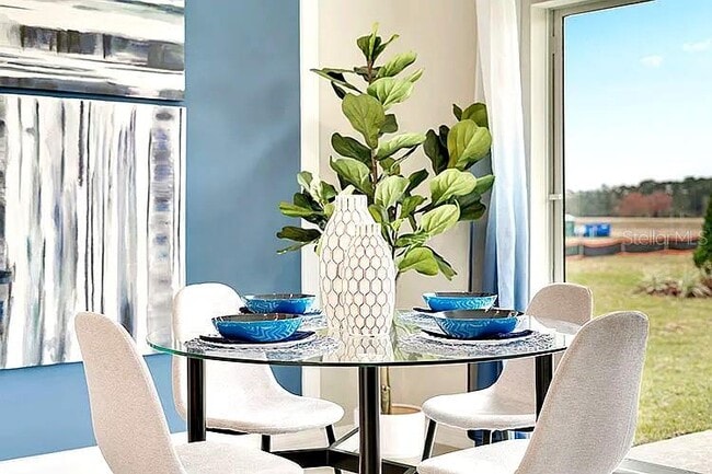 Building Photo - 2030 Maple Ridge Dr