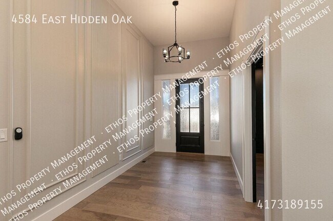 Building Photo - 4584 E Hidden Oak St