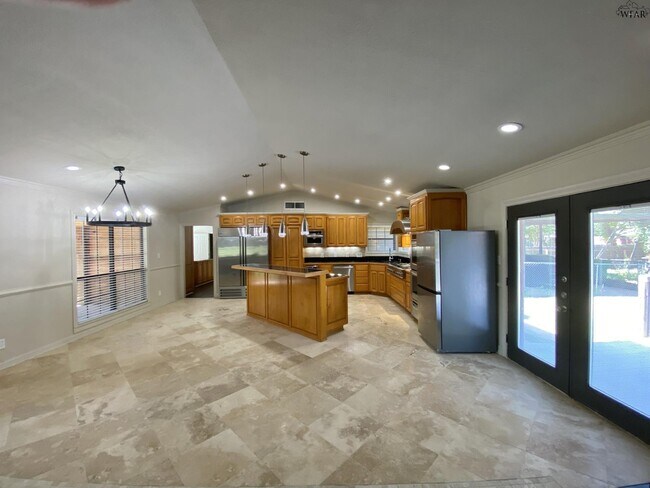 Building Photo - 4514 Shady Ln