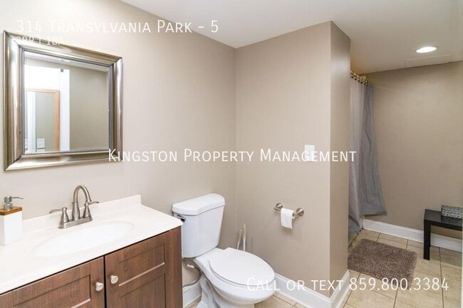 Building Photo - 314 Transylvania Park