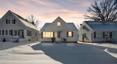 Building Photo - 21650 Fuller Ave