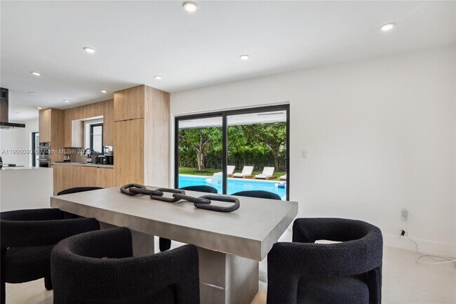 Building Photo - 9600 SW 147th St