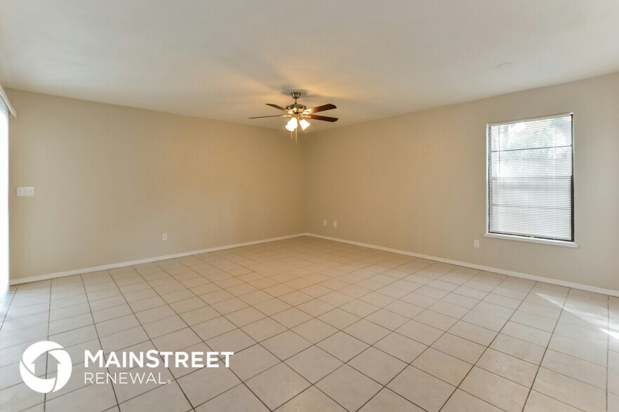 Building Photo - 364 Sagewood Dr