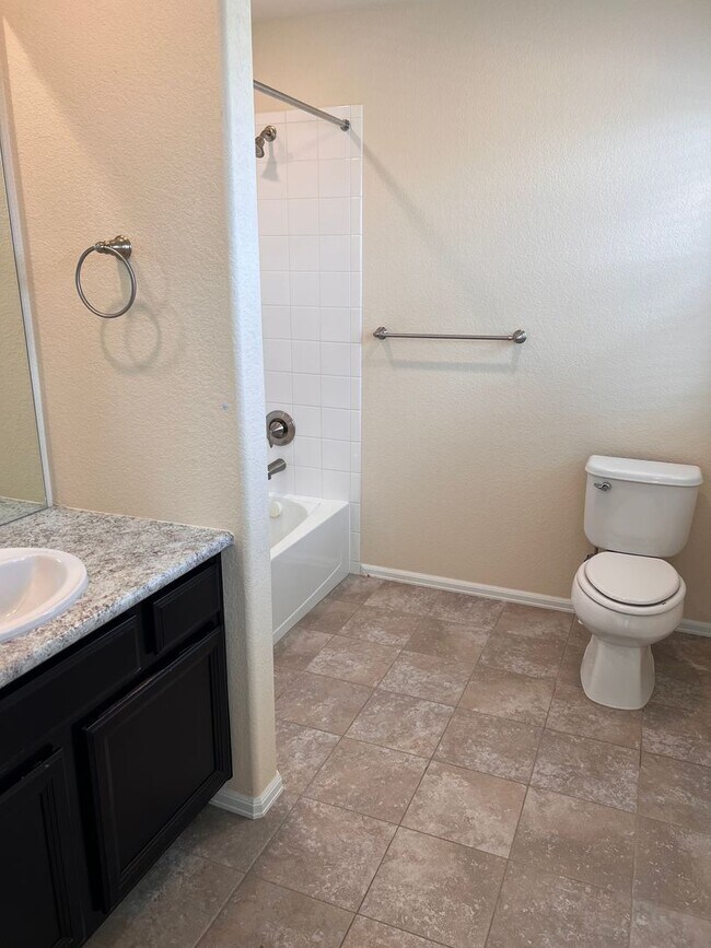 Building Photo - Beautiful Sierra Ridge 4-Bedroom, 3.5-Bath...