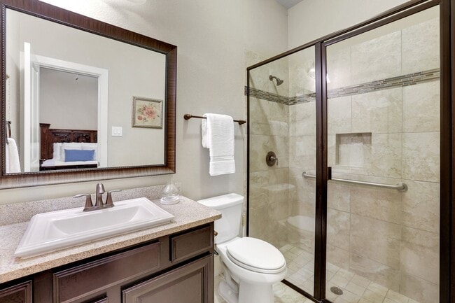 Building Photo - 10423 Hatcher Dr