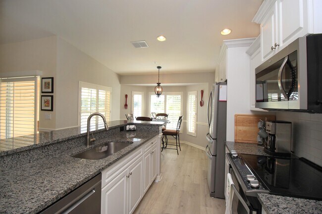 Building Photo - 2820 Cypress Trace Cir