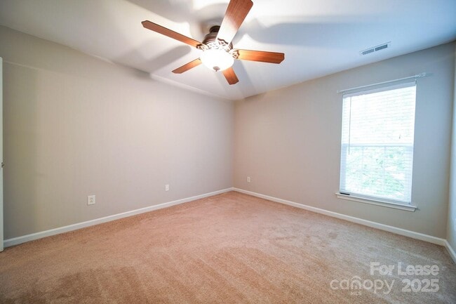 Building Photo - 9821 Carson Whitley Ave