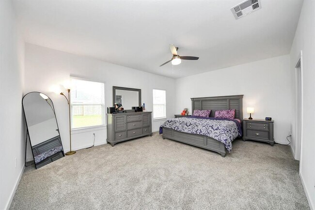 Building Photo - 31515 Avebury Lake Ln