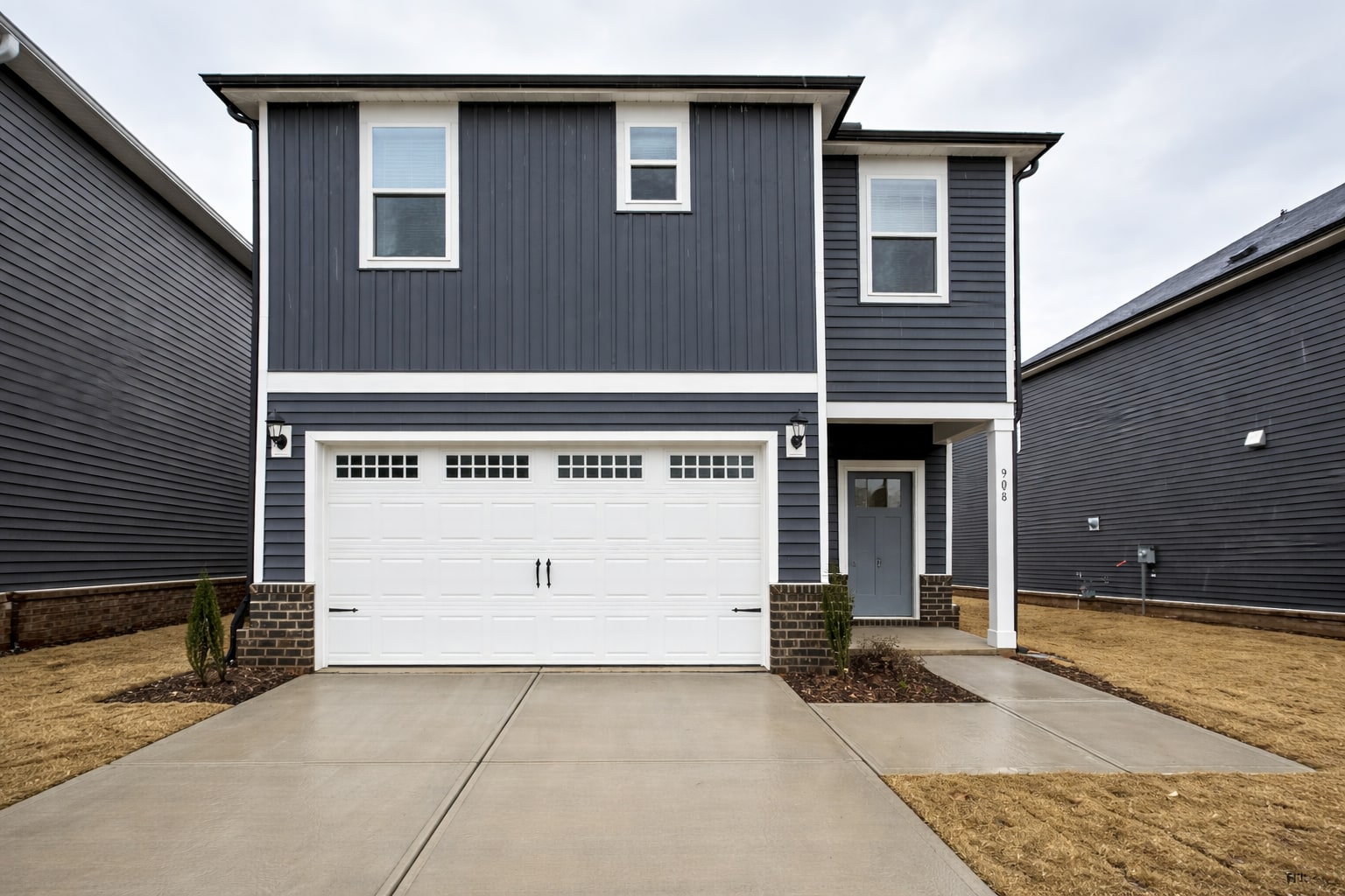 Building Photo - 908 Grand Mesa Dr