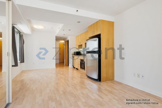 Building Photo - 750 Van Ness Ave