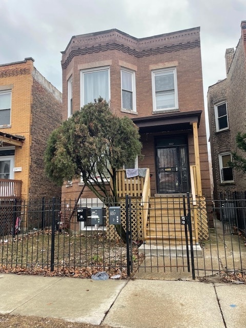 Building Photo - 5017 W Huron St