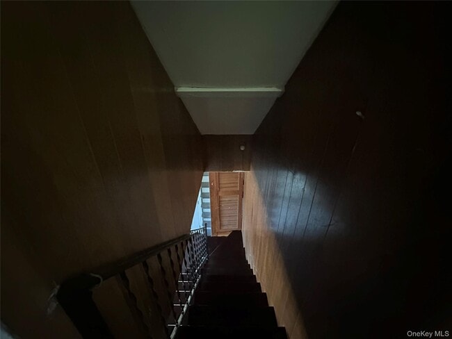 Building Photo - 496 Bloomingburg Rd