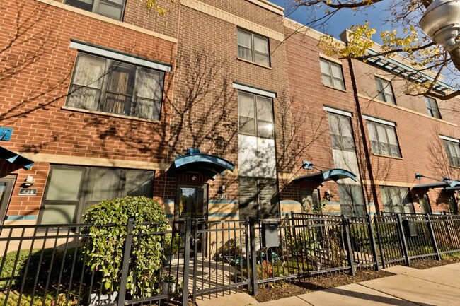 Building Photo - 2 bedroom in Chicago IL 60610