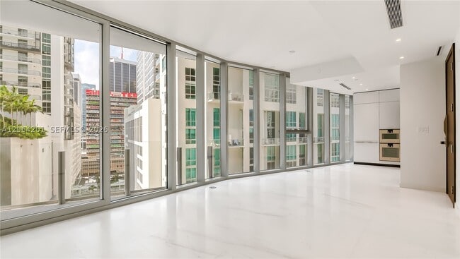 Building Photo - 300 Biscayne Blvd