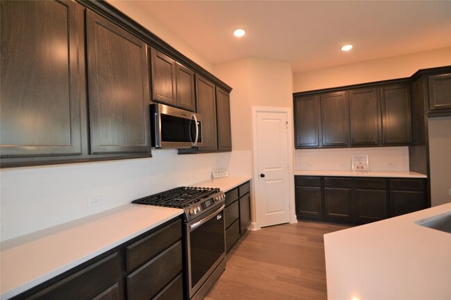 Building Photo - 3207 Kindred Wy