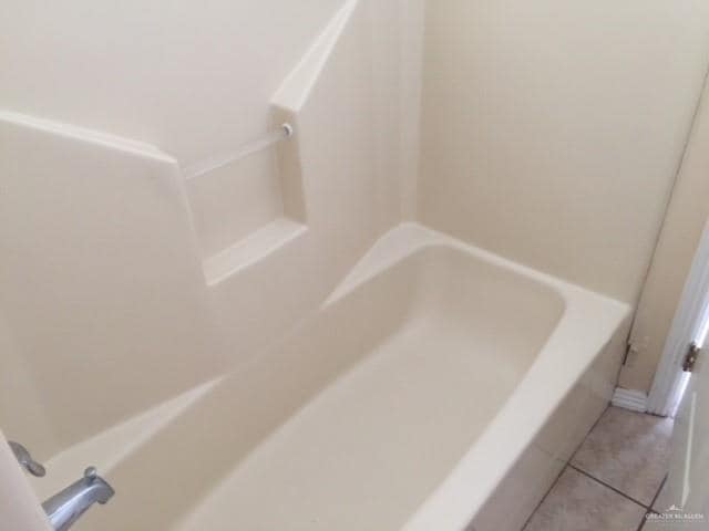 Building Photo - 16 West Dr