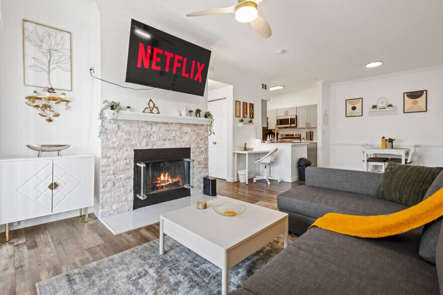 Building Photo - 2929 Kings Rd